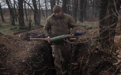 Rusia y Ucrania acuerdan intercambiar prisioneros en las conversaciones de paz